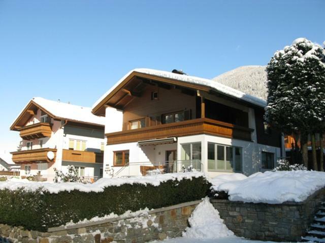 Haus Dejakom Mayrhofen Exteriér fotografie